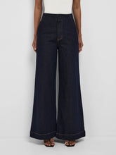 ESME JEAN