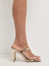 TINA HEEL