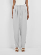 NIA PANT