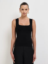 KAIA TOP