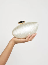 MIA CLUTCH