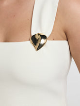 CHLOE BROOCH