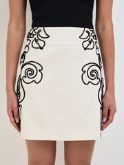 OUTLINE FLORAL MINI SKIRT